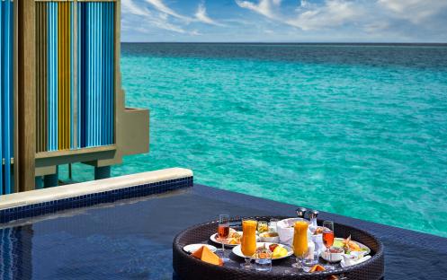 Hard Rock Hotel Maldives - Floating Breakfast destination experience 2